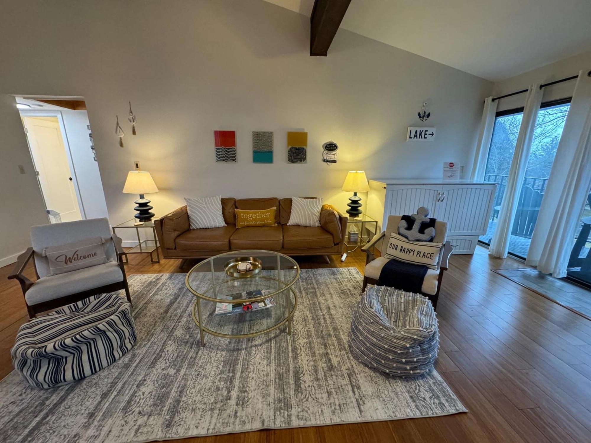 Newly Remodeled Mid-Century Modern Lake Condo Лейк-Женева Екстер'єр фото